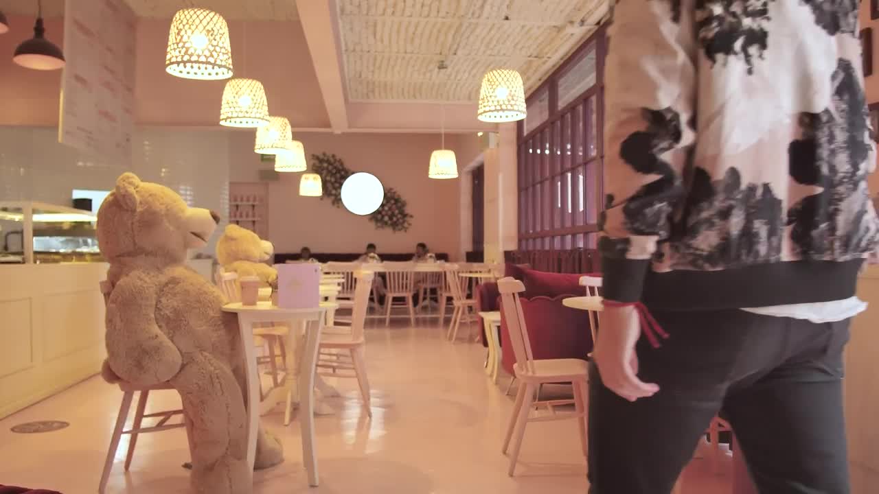 Stock Video Couple Walking Into A Romantic Cafe On A Date Live Wallpaper For PC