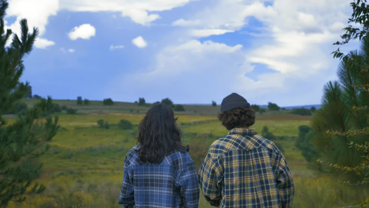 Stock Video Couple Taking A Selfie On A Natural Landscape Live Wallpaper For PC