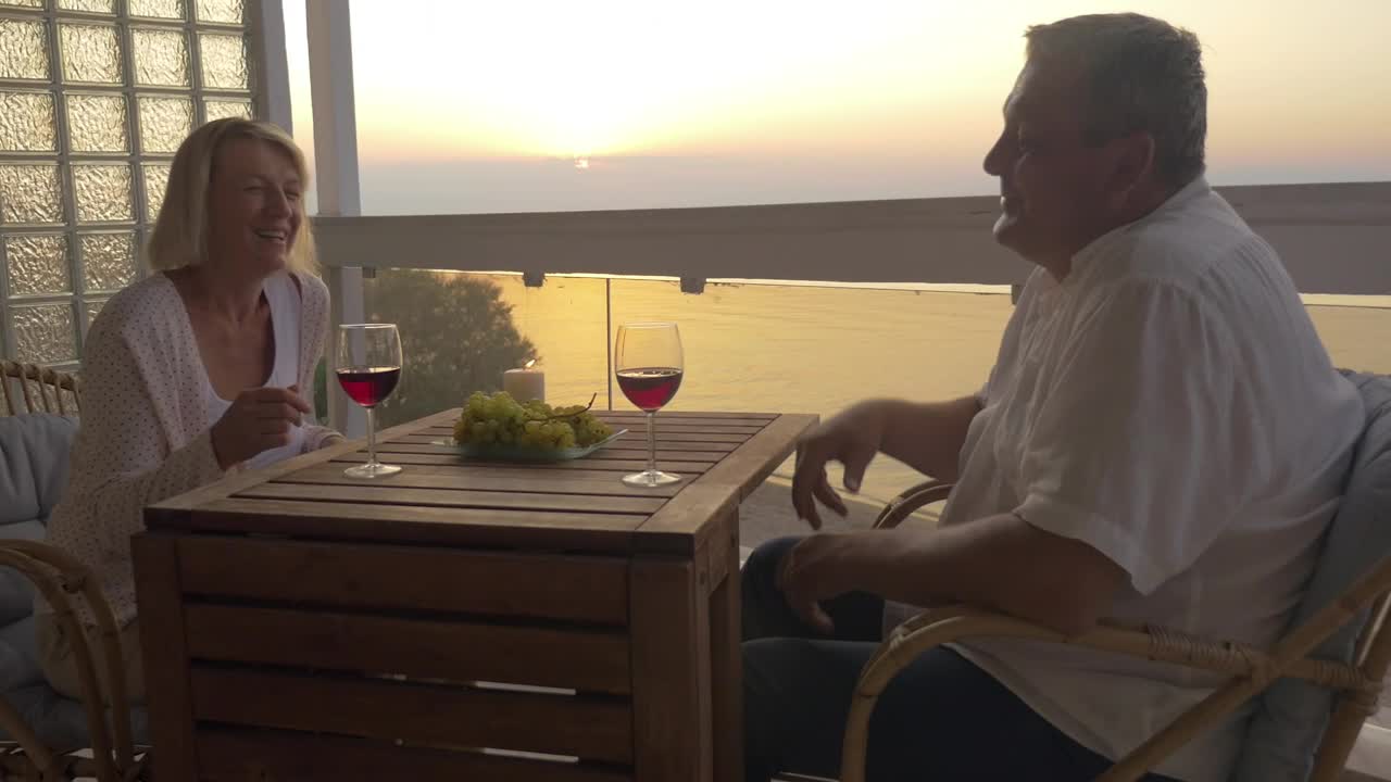 Stock Video Couple Sharing Wine On Holiday Live Wallpaper For PC