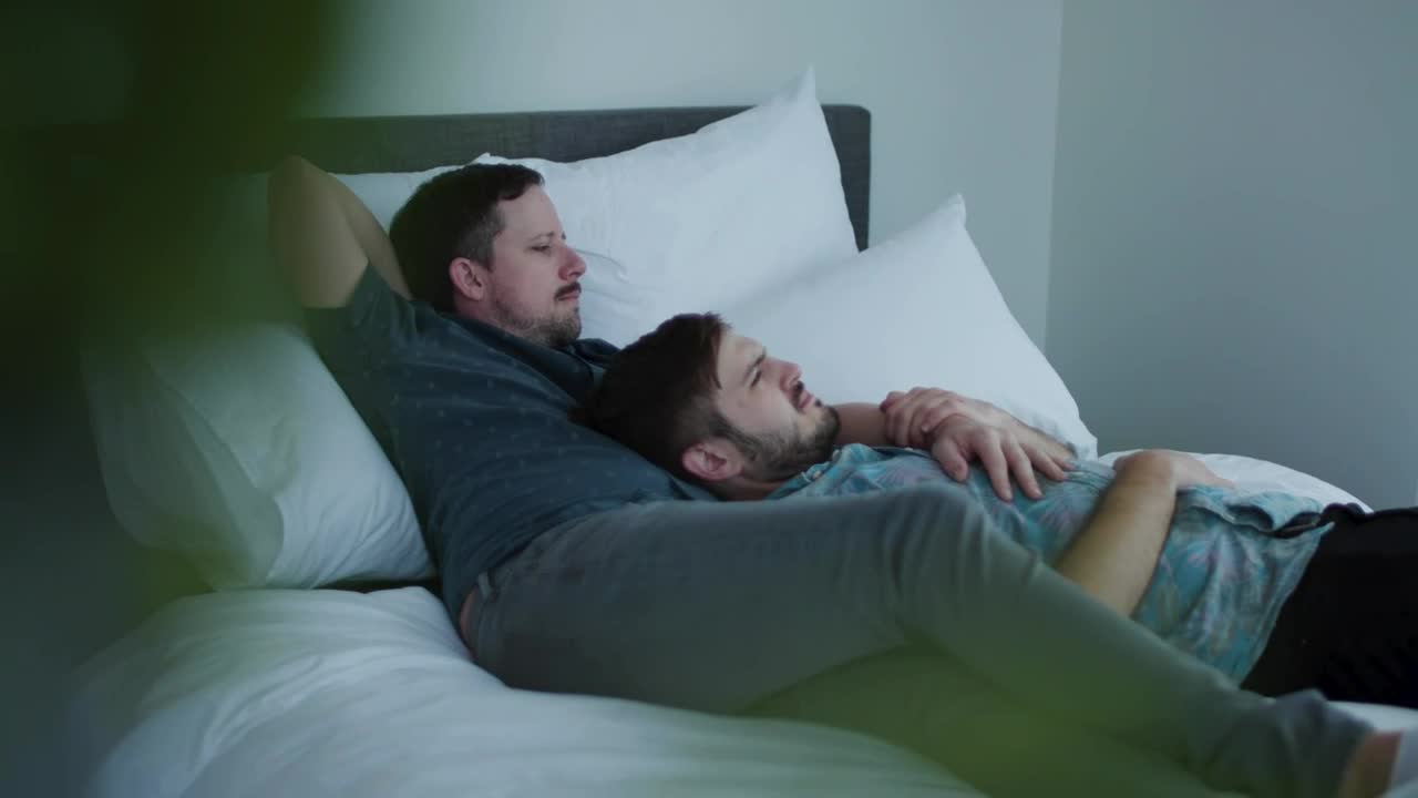 Stock Video Couple Resting On A Bed Live Wallpaper For PC