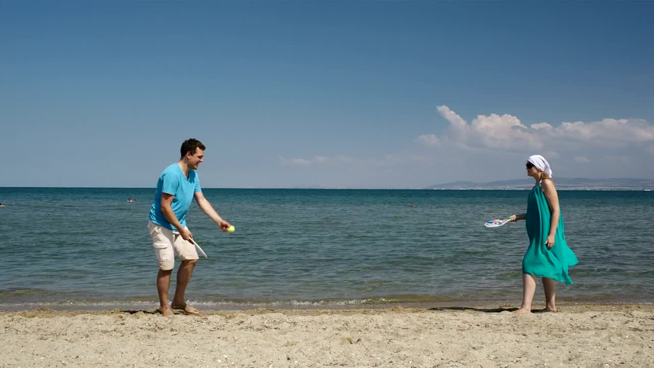 Stock Video Couple Playing With A Bat And Ball Live Wallpaper For PC