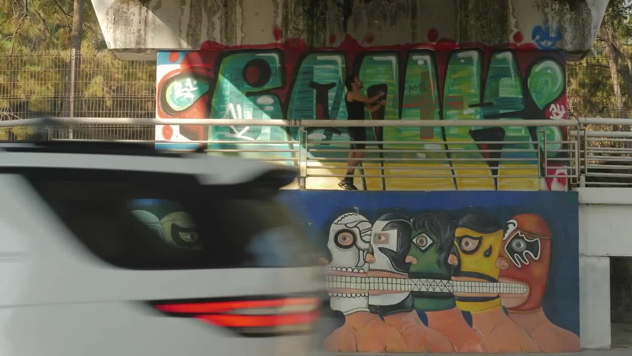 Stock Video Couple Of People Meeting When They Finish Exercising Live Wallpaper For PC