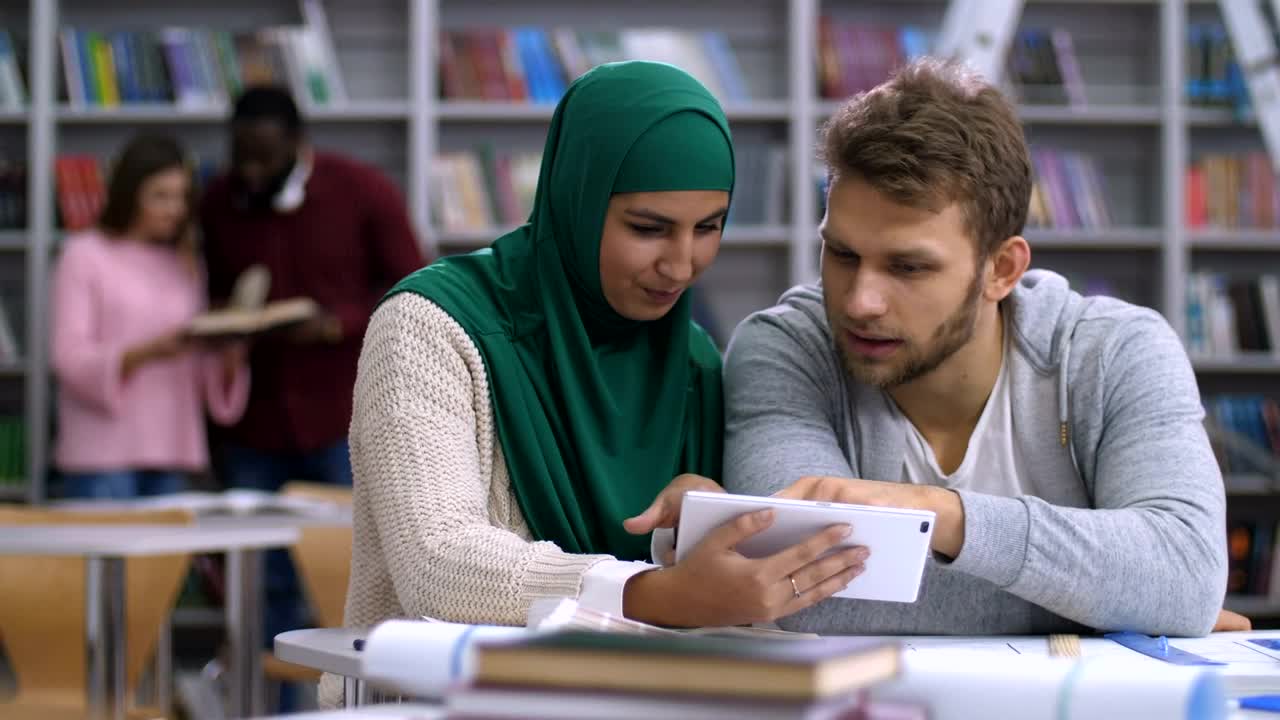 Stock Video Couple Learning With A Tablet Live Wallpaper For PC