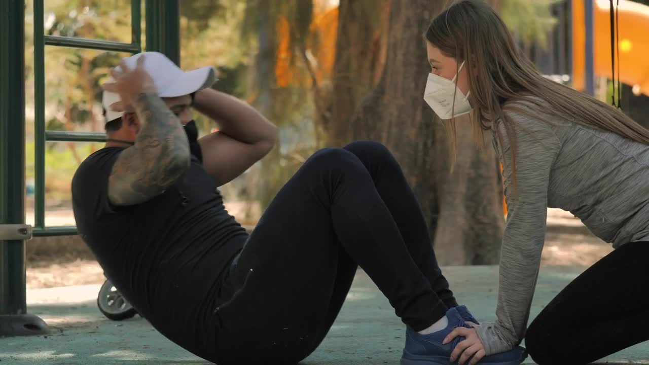 Stock Video Couple Exercising In The Park Live Wallpaper For PC