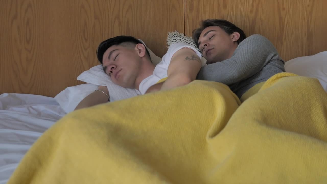 Stock Video Couple Doing A Spoon Hug Live Wallpaper For PC