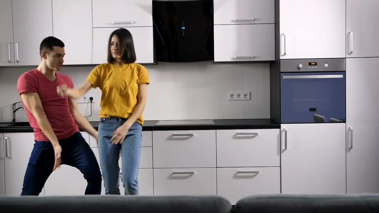 Stock Video Couple Dancing In The Kitchen Live Wallpaper For PC