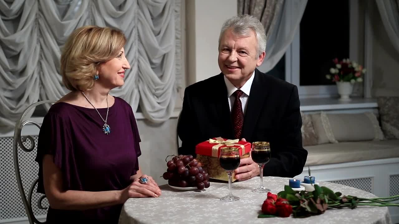 Stock Video Couple Celebrating A Special Occasion Live Wallpaper For PC