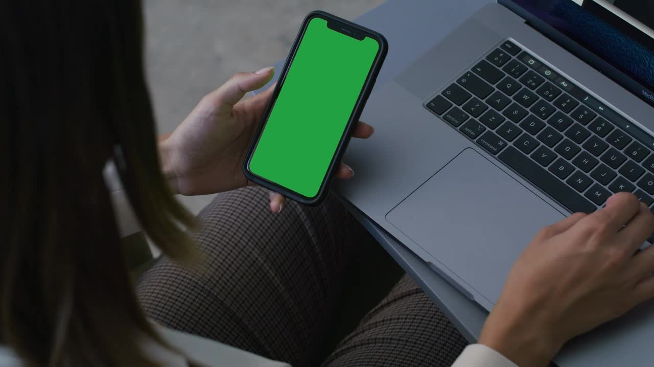 Stock Video Copying From A Cell Phone To The Computer Live Wallpaper For PC