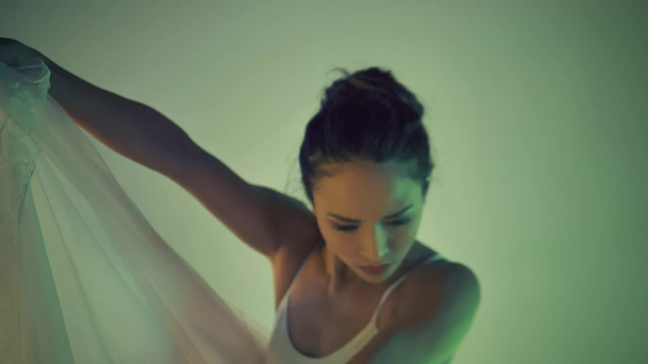 Stock Video Contemporary Dancer Posing With A White Dress Live Wallpaper For PC