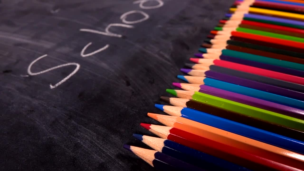 Stock Video Colored Pencils And Notebooks Live Wallpaper For PC