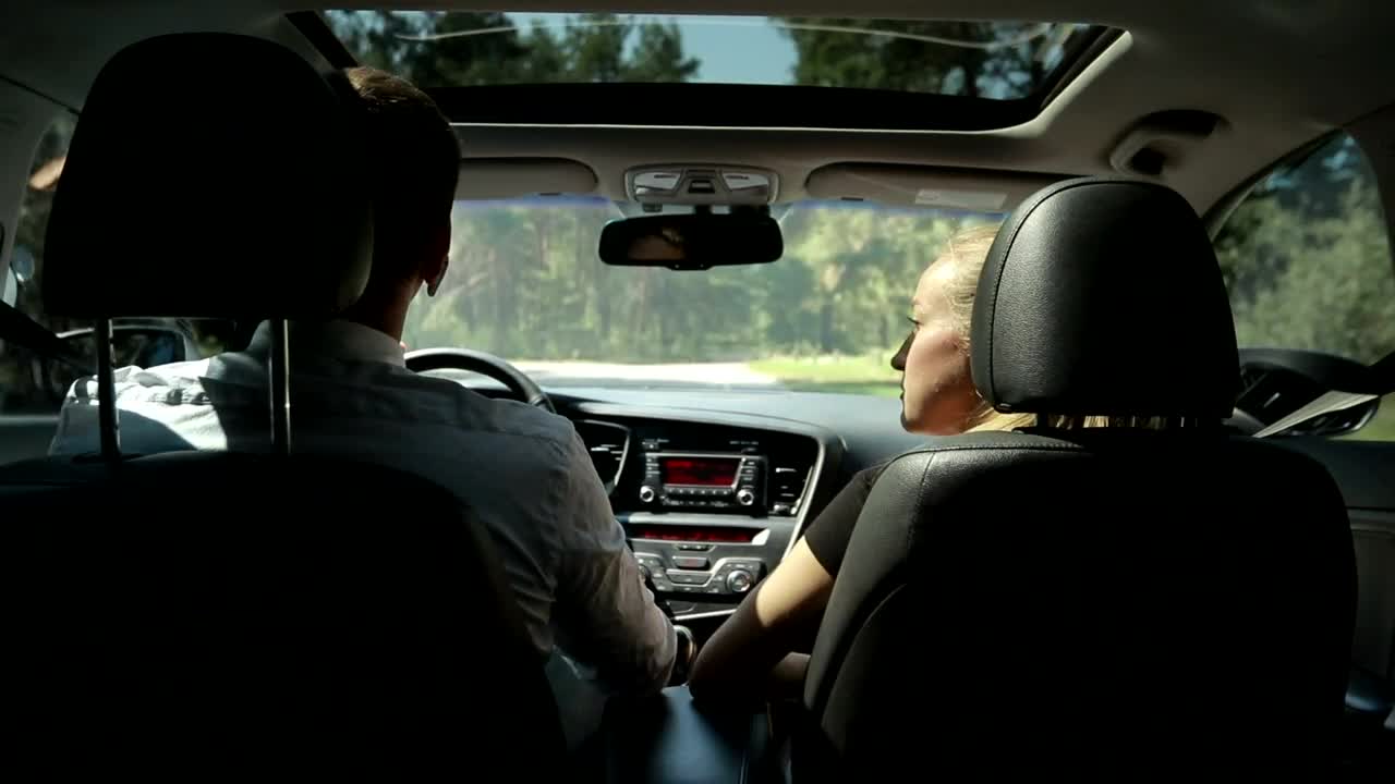 Stock Video Colleagues Talking During A Trip Live Wallpaper For PC