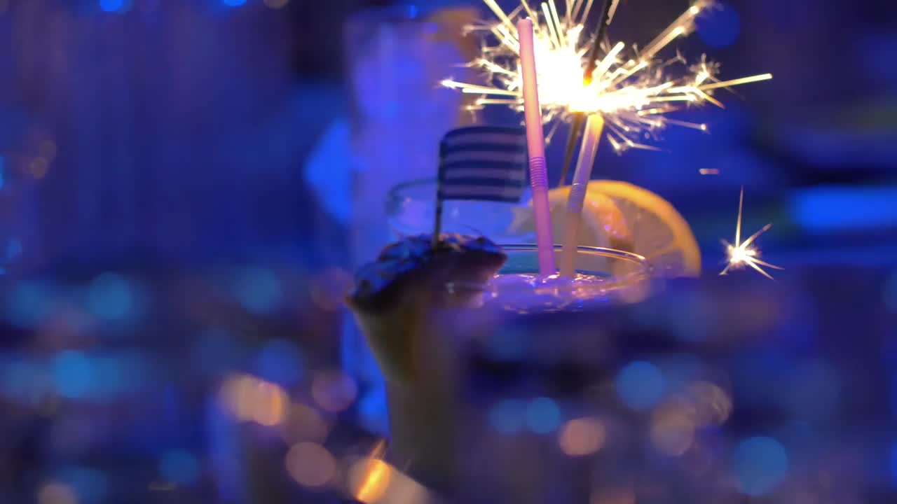 Stock Video Cocktails With Sparklers Live Wallpaper For PC