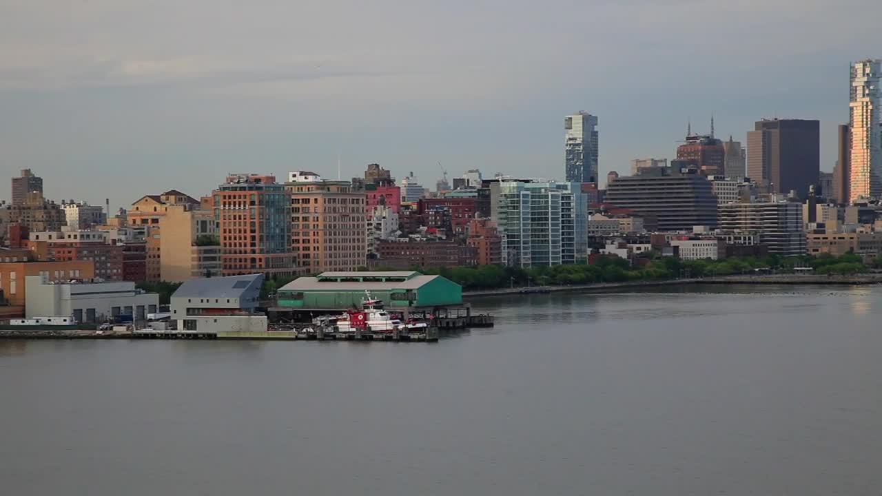 Stock Video Coast Guard In Manhattan Live Wallpaper For PC