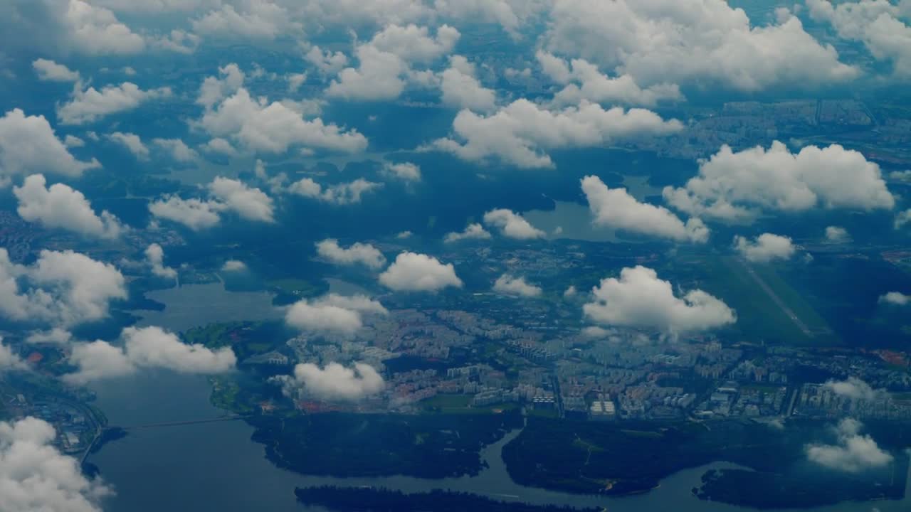 Stock Video Cloudy Sky And City View From The Airplane Live Wallpaper For PC
