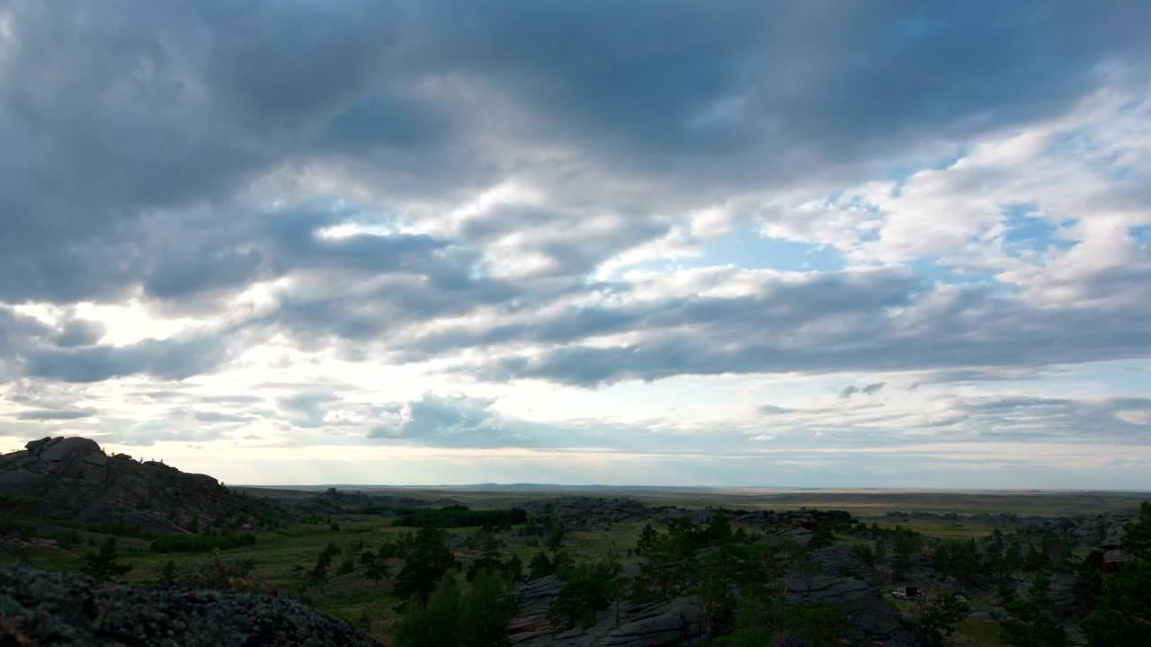 Stock Video Cloudy Day In The Countryside Live Wallpaper For PC