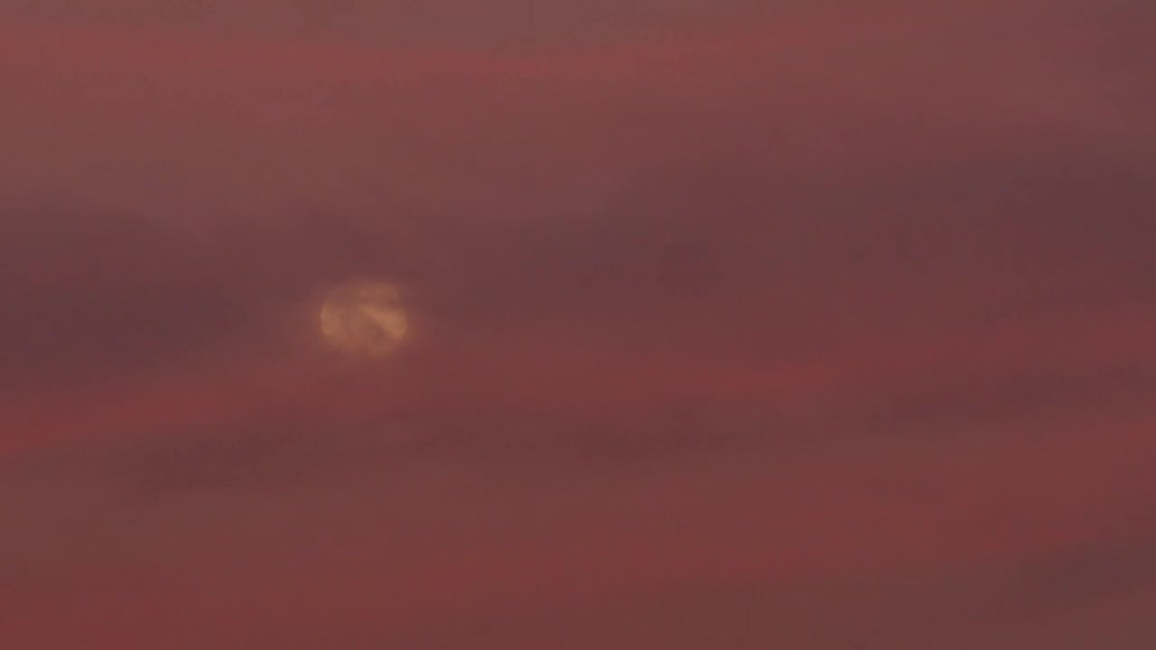 Stock Video Clouds Passing Over The Moon Live Wallpaper For PC