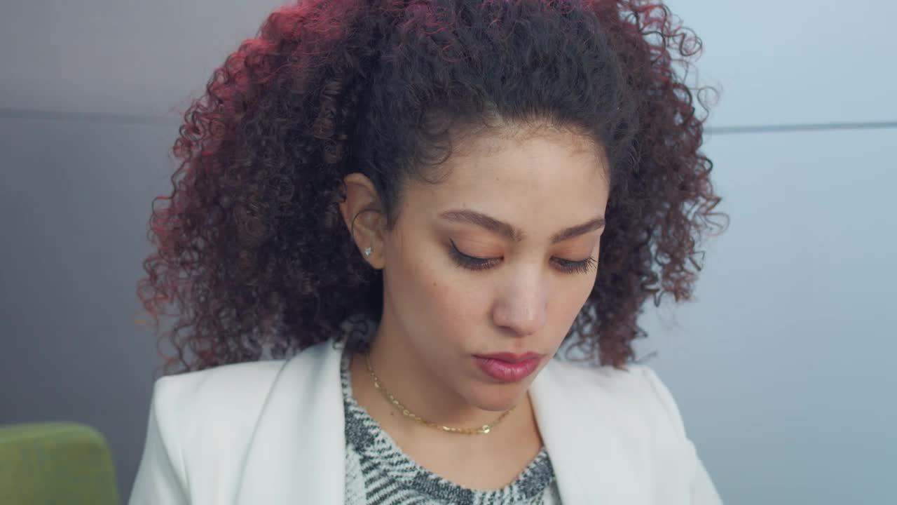Stock Video Face Of A Young Woman Working At A Desk Live Wallpaper For PC