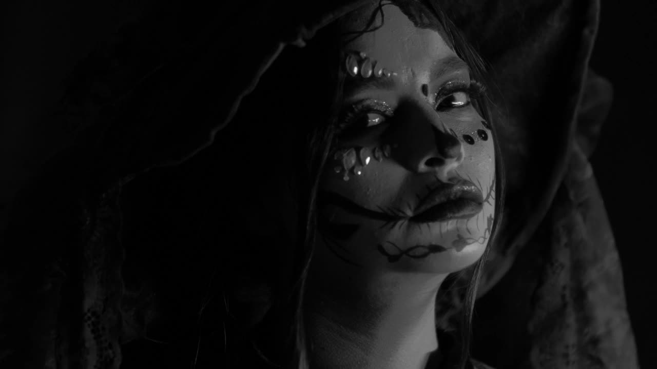 Stock Video Face Of A Woman Disguised As A Catrina Live Wallpaper For PC