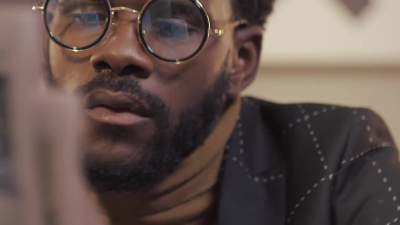 Stock Video Face Of A Man Reading The Newspaper Live Wallpaper For PC