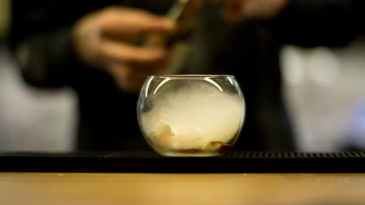 Stock Video Experimental Cocktail In The Bar Live Wallpaper For PC