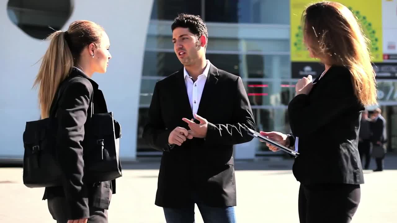 Stock Video Entrepreneurs Discussing An Idea In Informal Meeting Live Wallpaper For PC