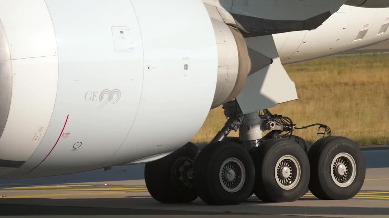 Stock Video Engine And Gear Of Airplane Close Up Live Wallpaper For PC