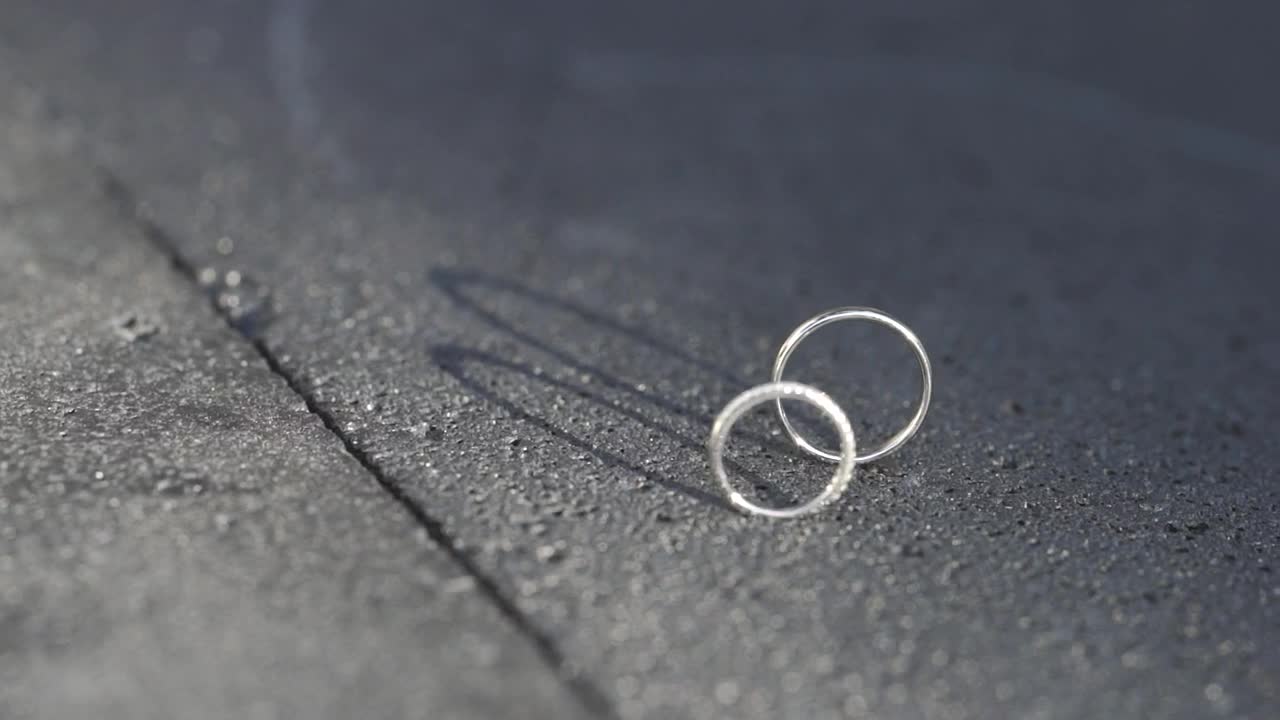 Stock Video Engagement Rings On The Ground Live Wallpaper For PC