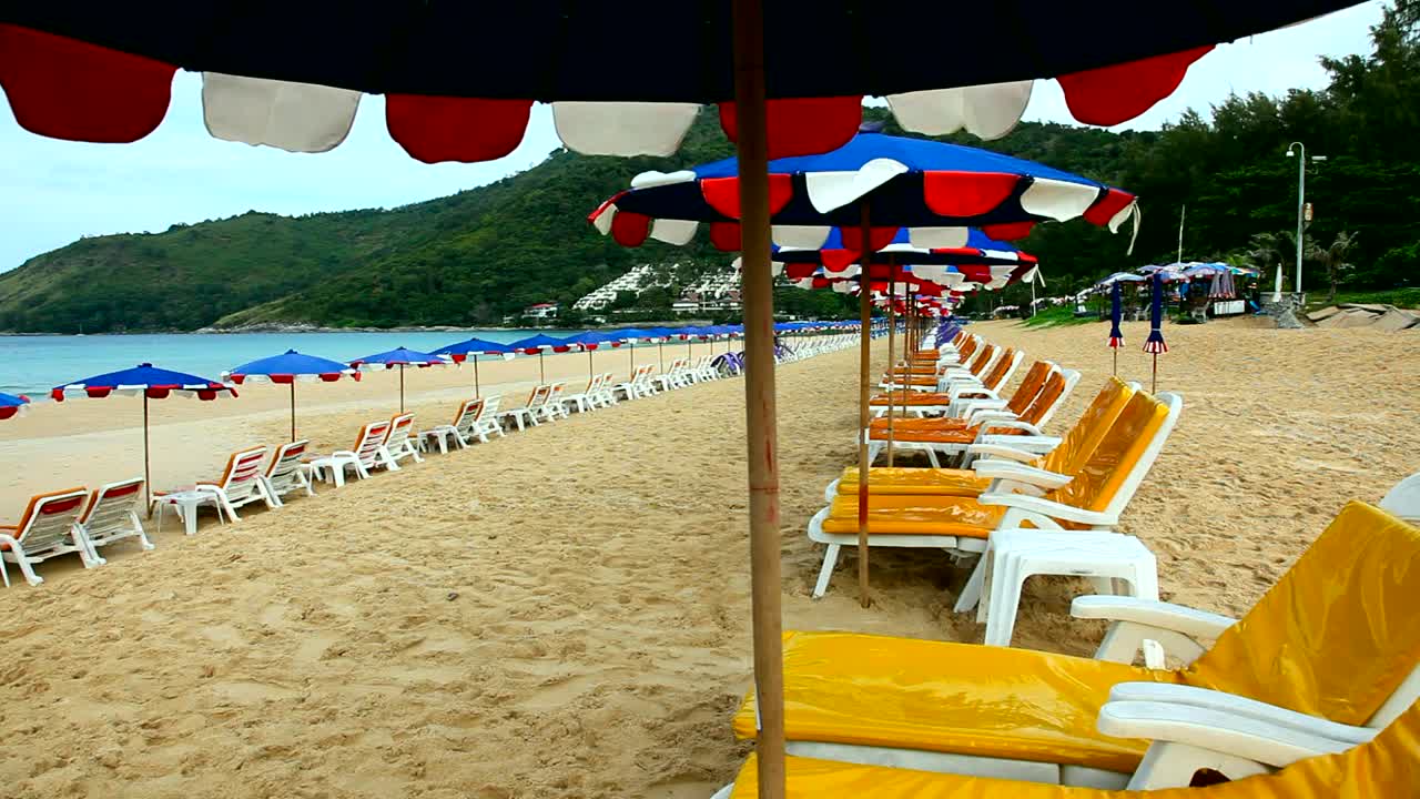 Stock Video Empty Yellow Beach Chairs Live Wallpaper For PC