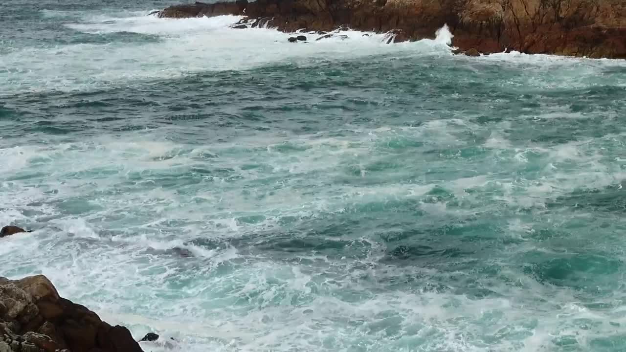 Stock Video Emerald Waters Along The Coast Live Wallpaper For PC