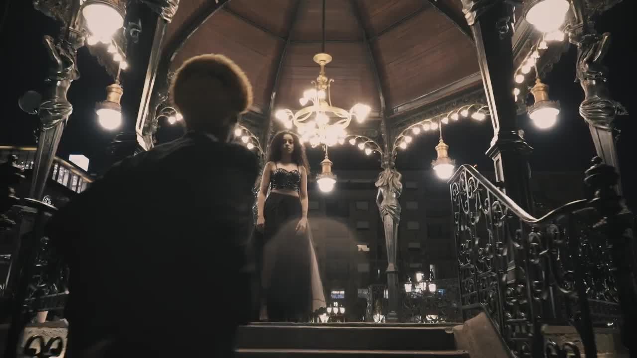 Stock Video Elegant Couple In A Kiosk Live Wallpaper For PC