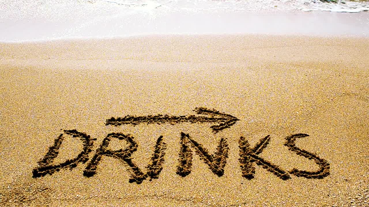 Stock Video Drinks With An Arrow Live Wallpaper For PC