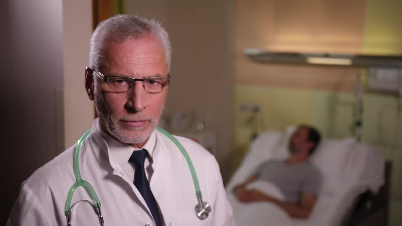 Stock Video Doctor Standing In A Ward Live Wallpaper For PC