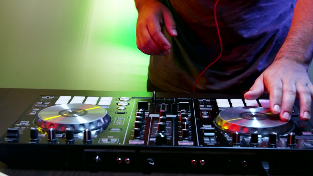Stock Video Dj Working With Their Table Live Wallpaper For PC