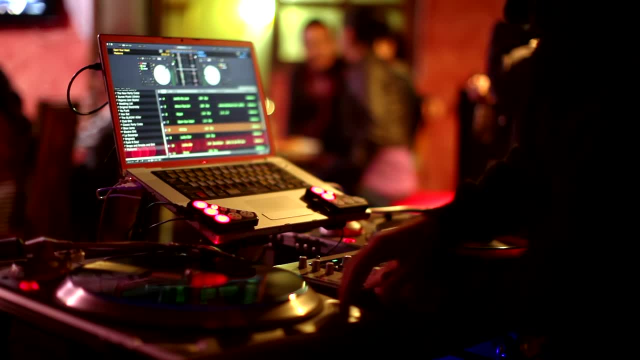 Stock Video Dj Behind The Turntables With A Computer Live Wallpaper For PC