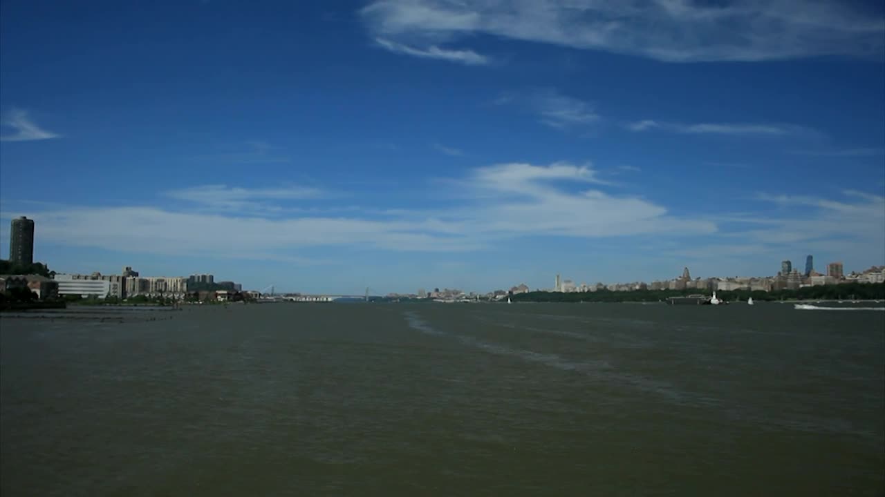 Stock Video Dirty Waters Off New York Live Wallpaper For PC