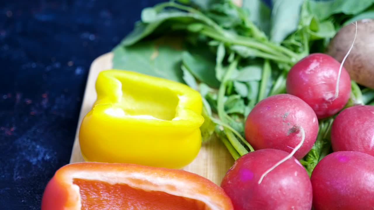 Stock Video Fresh Vegetables From A Garden Live Wallpaper For PC