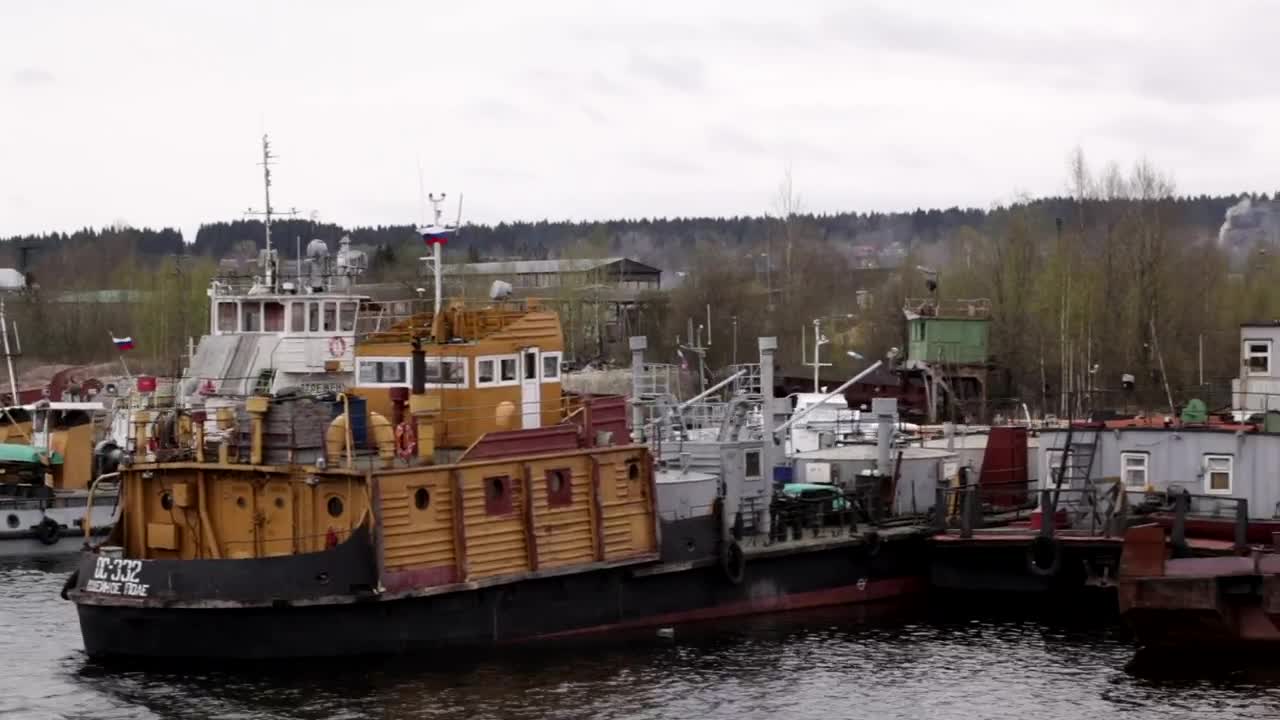 Stock Video Freight Ships With A Crane Live Wallpaper For PC