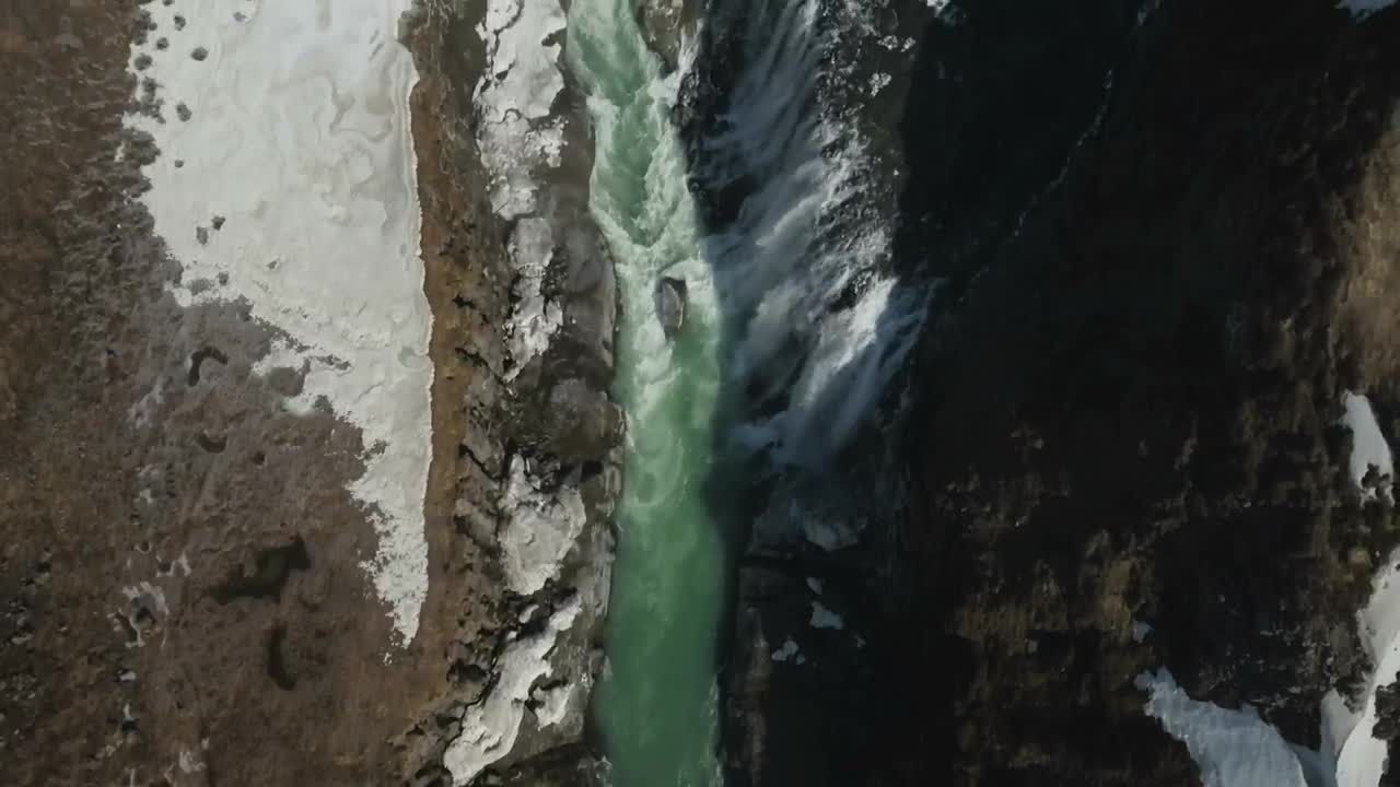 Stock Video Freezing Water Breaking Over A Waterfall Live Wallpaper For PC