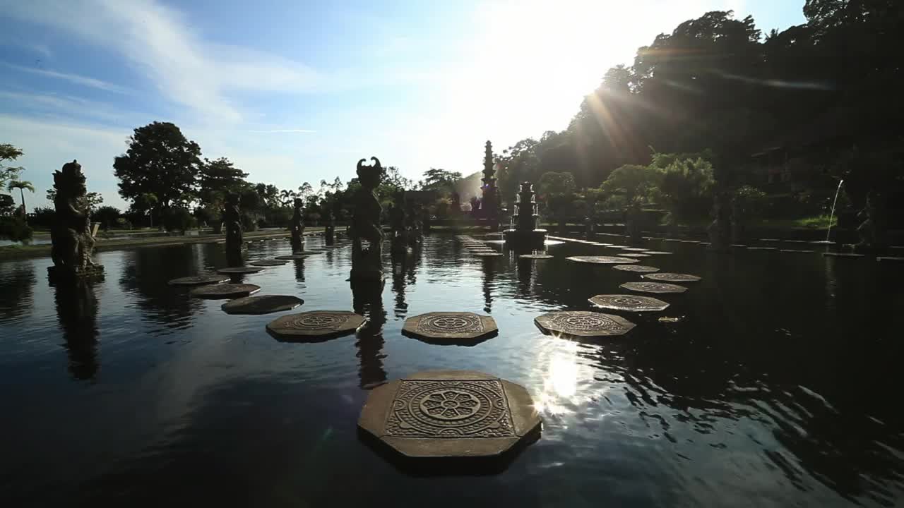 Stock Video Fountain With Statues In A Temple Live Wallpaper For PC