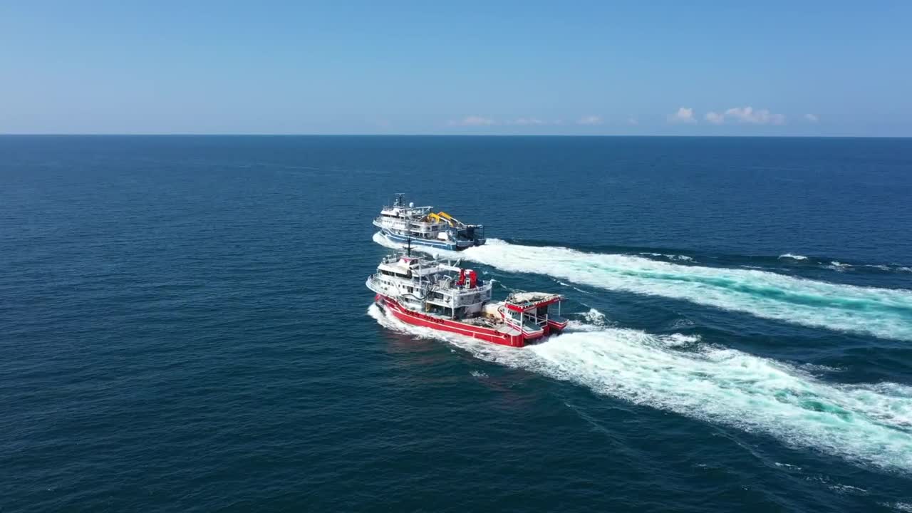 Stock Video Following Two Boats Across The Ocean Live Wallpaper For PC