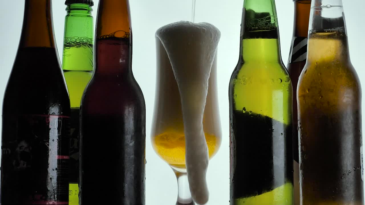 Stock Video Foamy Beer Spilling From A Glass Live Wallpaper For PC