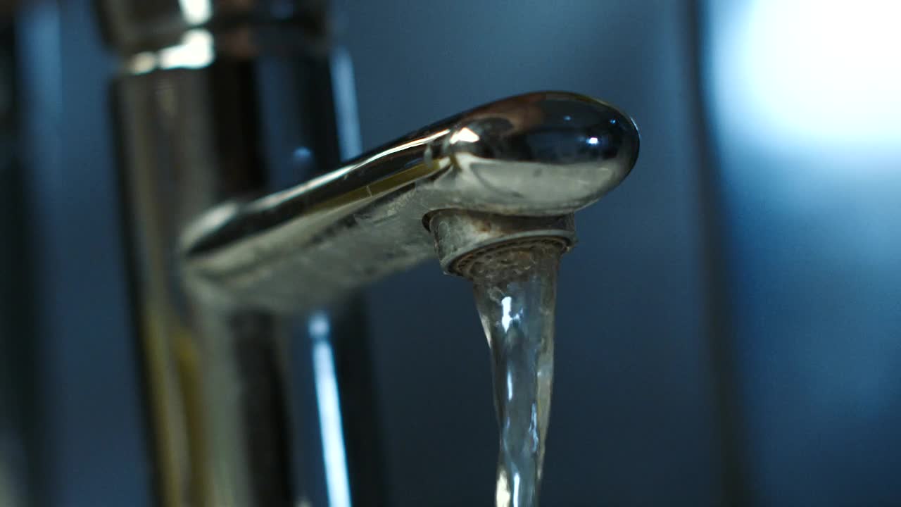 Stock Video Flowing Water From The Faucet Live Wallpaper For PC