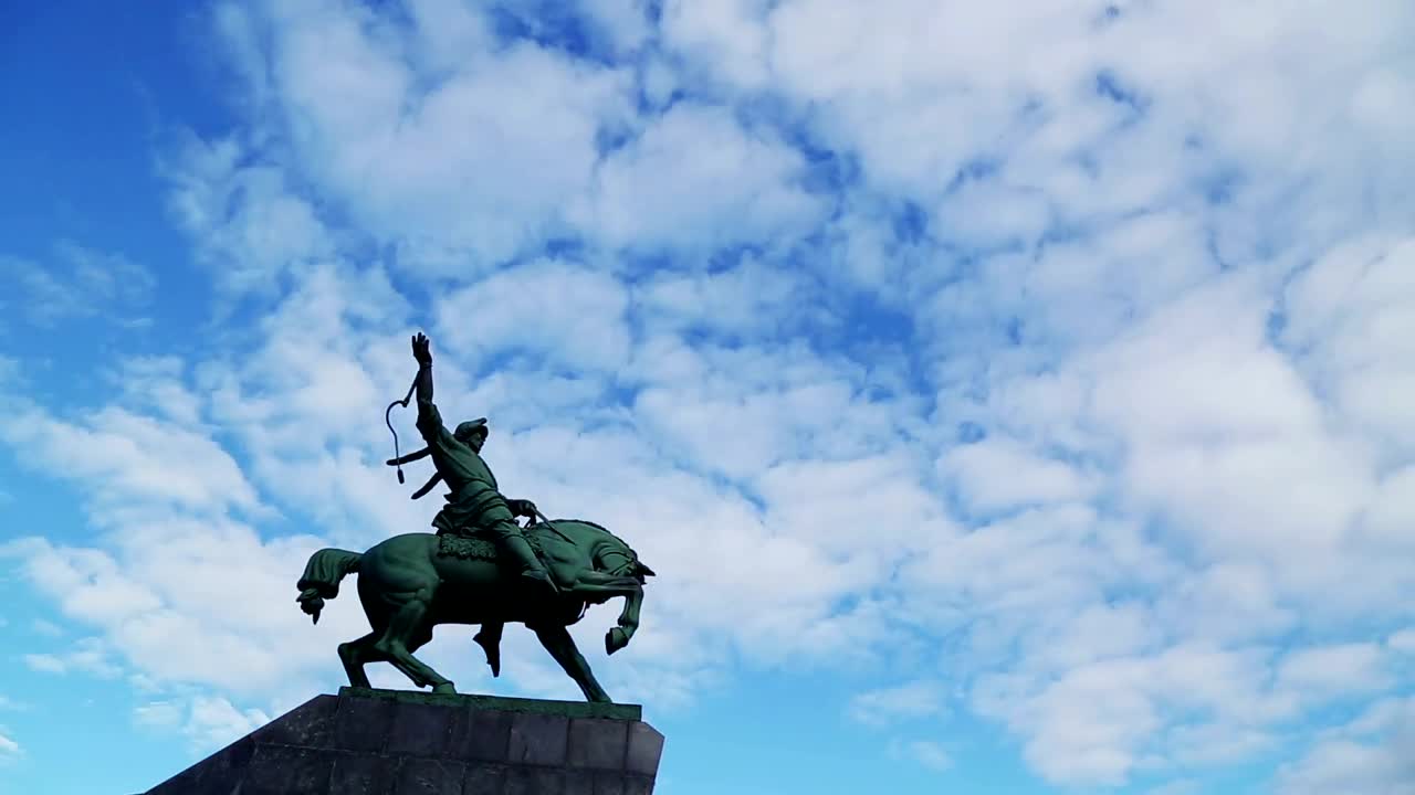 Stock Video Floating Clouds Above A Statue Live Wallpaper For PC