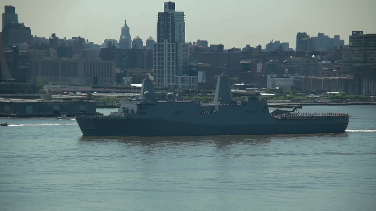Stock Video Fleet Week On The Hudson Live Wallpaper For PC