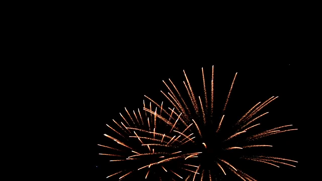 Stock Video Fireworks Explotions In The Sky Live Wallpaper For PC