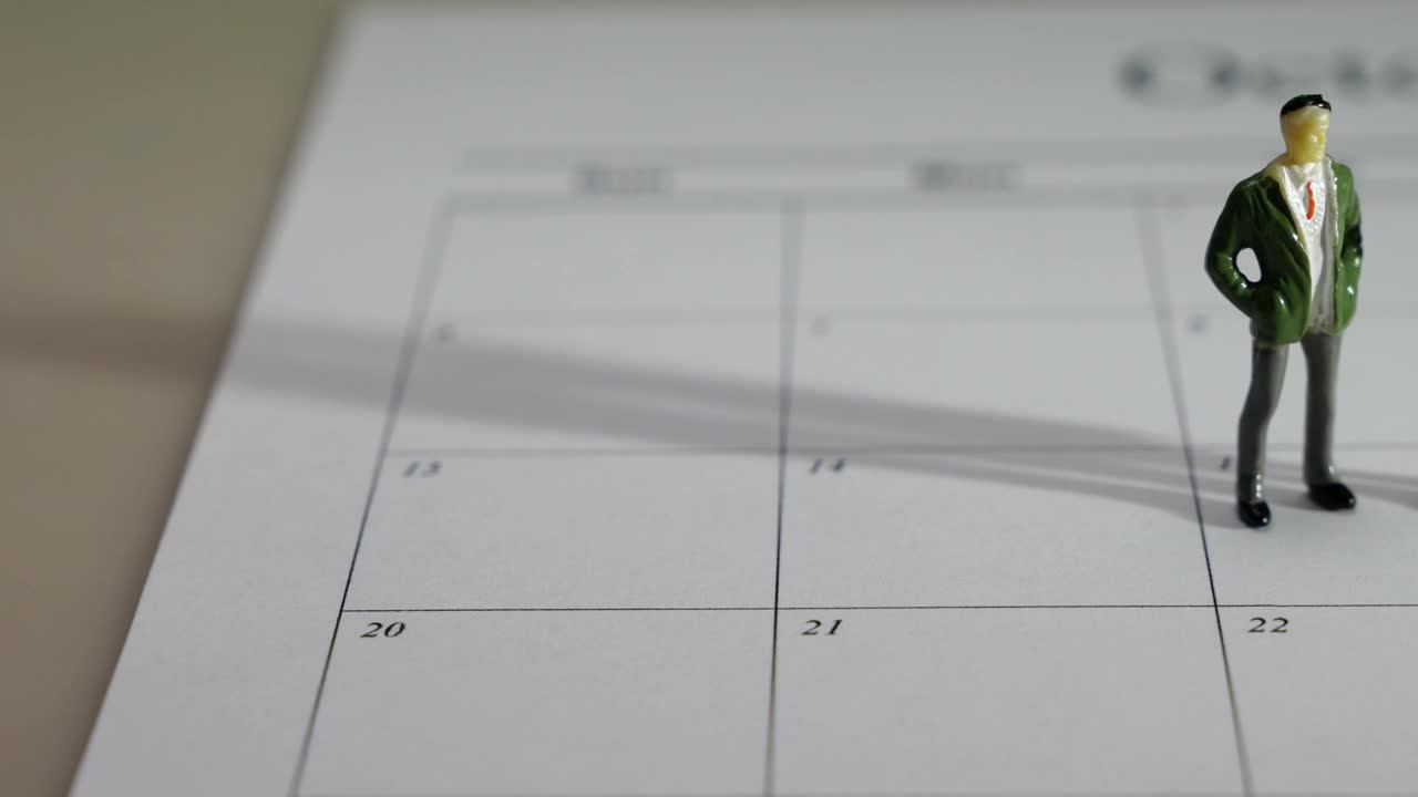 Stock Video Figures On A Calendar Live Wallpaper For PC