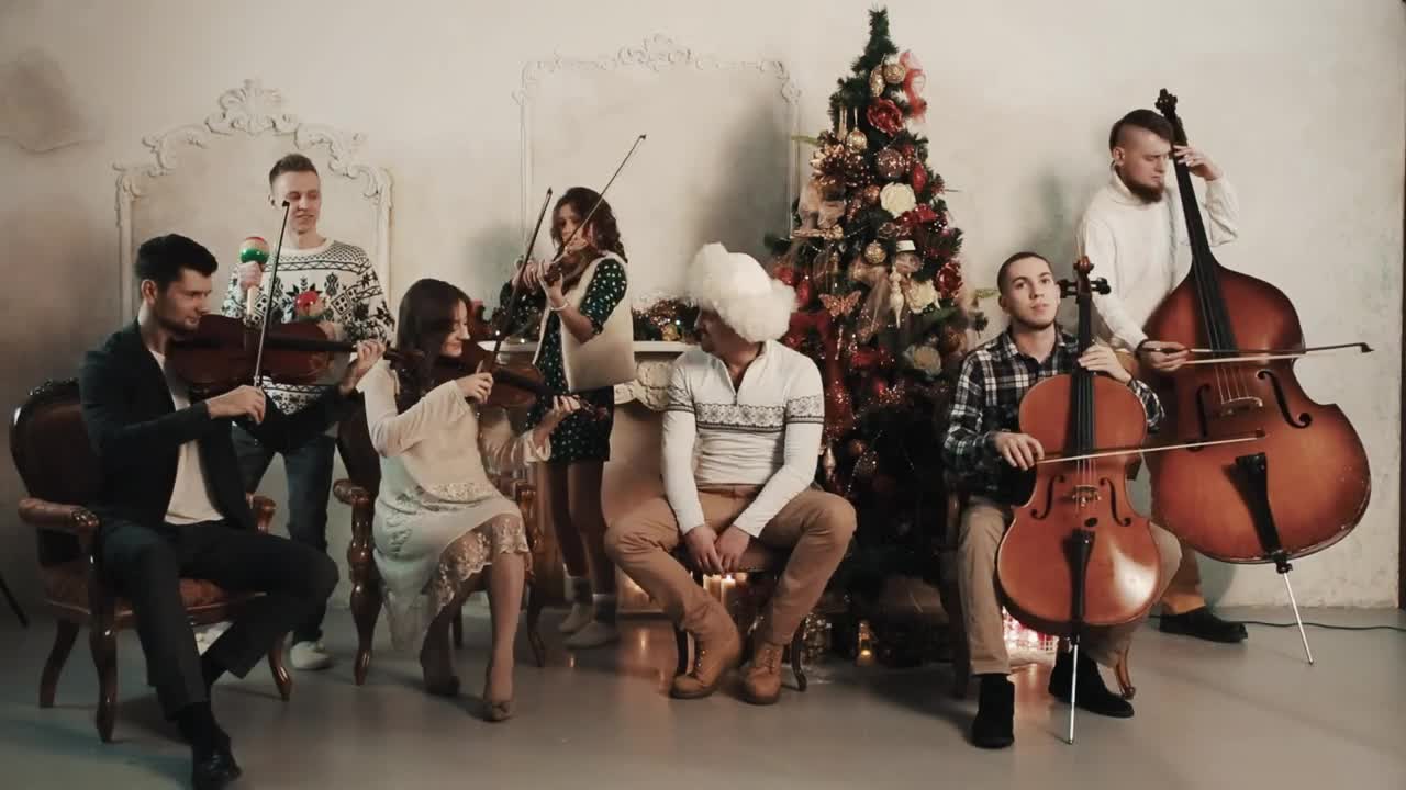 Stock Video Festive Band Playing By A Tree Live Wallpaper For PC