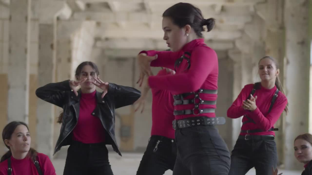 Stock Video Female Hip Hop Dancer Freestyles With Young Group Live Wallpaper For PC