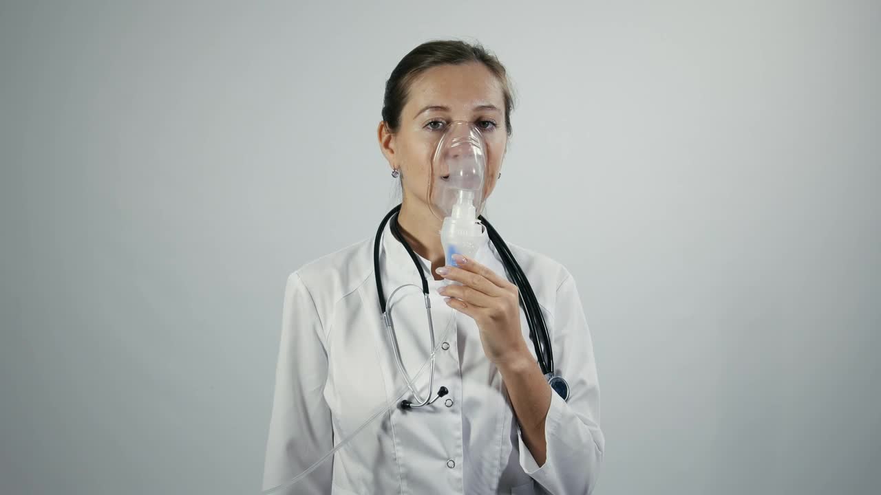 Stock Video Female Doctor Using Inhalator Live Wallpaper For PC
