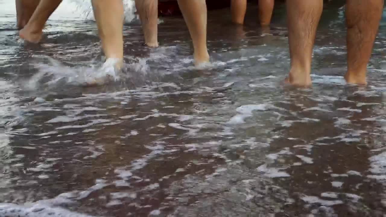 Stock Video Feet Of People In The Seashore Live Wallpaper For PC